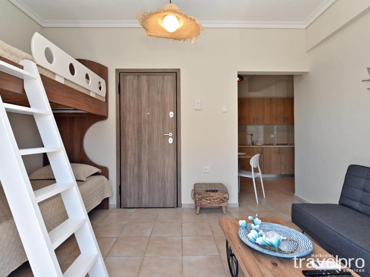 Marianthi Apartment By Rentalspro Services - Nea Moudania Halkidiki Екстериор снимка