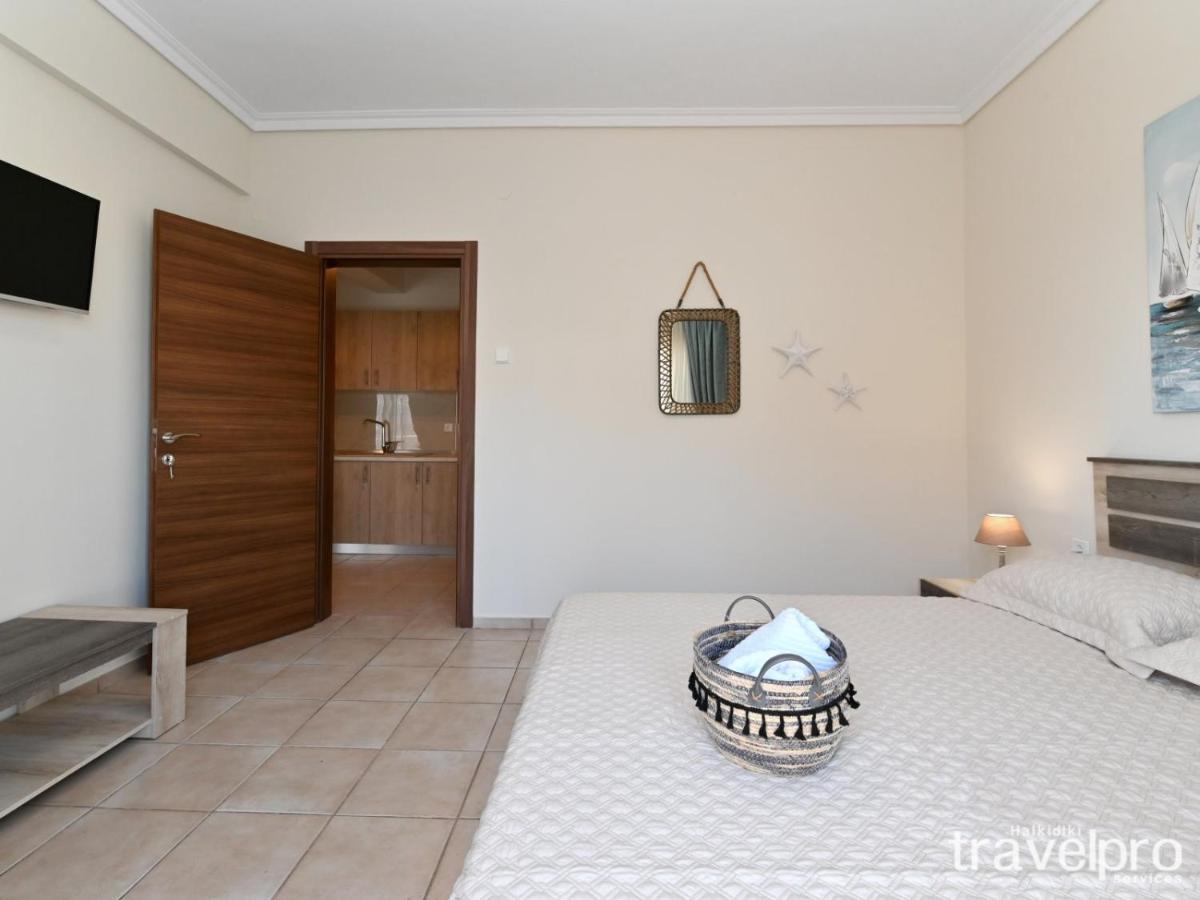 Marianthi Apartment By Rentalspro Services - Nea Moudania Halkidiki Екстериор снимка